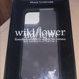 Wildflower mirror case iPhone mini 12